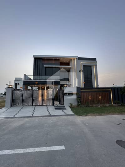 1 kanal Brand New House for Sale in DHA Multan