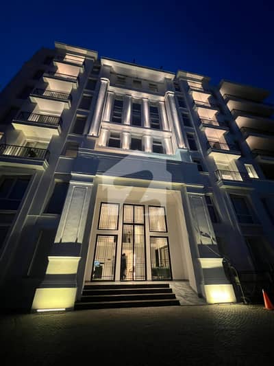 1 Bed Non-Furnished Apartment for Rent in The Avenair, Gulberg Lahore MM Alam Road |