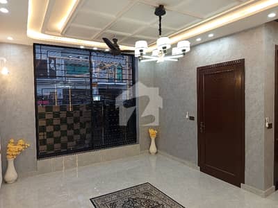 House Of 5 Marla For Rent In Central Park Housing Scheme