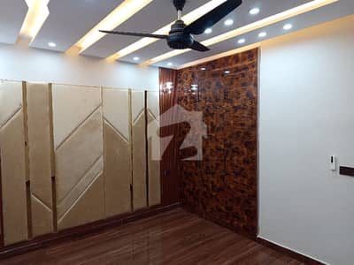 Good 5 Marla House For rent In Central Park Housing Scheme