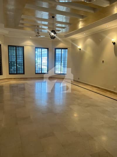 1 Kanal Upper Portion Is Available For Rent In I-8/3