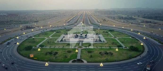 LOW COST 10 MARLA RESIDENTIAL PLOT WITH POSSESSION UTILITY PAID IS AVAILABLE FOR SALE IN GOLF VIEW RESIDENCIA PHASE 2 BAHRIA TOWN LAHORE