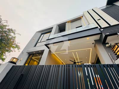 5 MARLA MODREN HOUSE FOR SALE 5 MARLA MODREN HOUSE FOR SALE