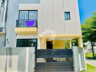 100 % Original Deal 5 Marla Designed By Mansoor Nabi Lavish Most Beautiful Modern House Available For Sale Very Reasonable Price