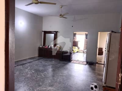 اے ڈبلیو ٹی فیز 2 اے ڈبلیو ٹی آرمی ویلفیئر ٹرسٹ,رائیونڈ روڈ,لاہور میں 3 کمروں کا 10 مرلہ بالائی پورشن 50.0 ہزار میں کرایہ پر دستیاب ہے۔ اے ڈبلیو ٹی فیز 2 اے ڈبلیو ٹی آرمی ویلفیئر ٹرسٹ,رائیونڈ روڈ,لاہور میں 3 کمروں کا 10 مرلہ بالائی پورشن 50.0 ہزار میں کرایہ پر دستیاب ہے۔