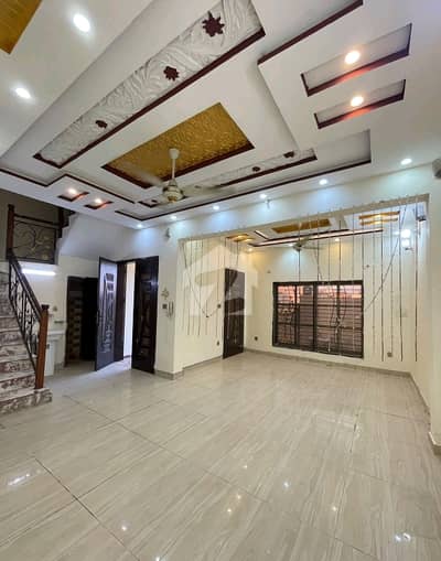Prominently-Located Prime Location House Available In Wapda Town - Block A2 For sale