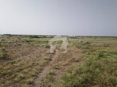 In 72 Sector 80 Sq Yd Plot For Sale In Taiser Town