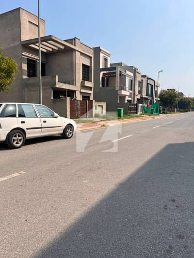 5 Marla Plot For Sale In Jinnah Block, Bahria Town Lahore All Dues Clear 5 Marla Plot For Sale In Jinnah Block, Bahria Town Lahore All Dues Clear