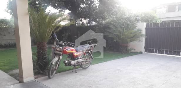 ڈی ایچ اے فیز 1 ڈی ایچ اے ڈیفینس,لاہور میں 6 کمروں کا 1 کنال مکان 6.8 کروڑ میں برائے فروخت۔ ڈی ایچ اے فیز 1 ڈی ایچ اے ڈیفینس,لاہور میں 6 کمروں کا 1 کنال مکان 6.8 کروڑ میں برائے فروخت۔