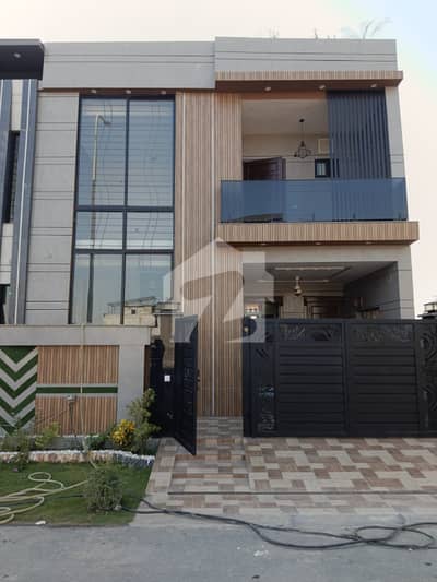 5 Marla Brand New Modern House for Sale in Tulip Overseas Block, Park View City Lahore