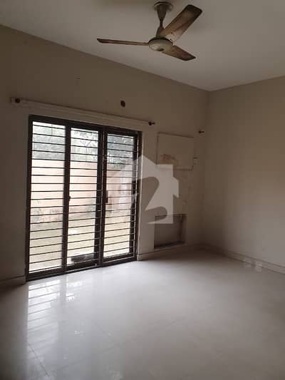 DHA Phase 5, 05 Marla, 03 Bed, 5, Luxurious House For Rent.