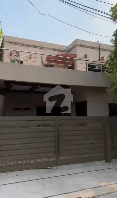 DHA Phase 4, 10 Marla, 04 Bed, Slightly Used Luxurious House For Rent.
