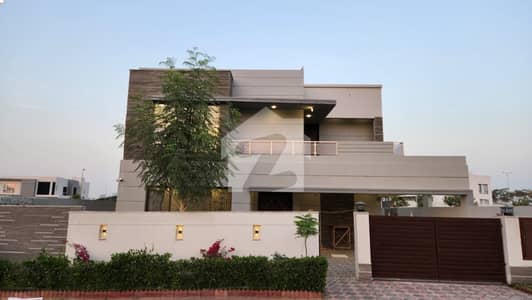 500 Sq. Yards Luxury 5 Bed Villa For Rent In Bahria Town Karachi | Precinct 4
