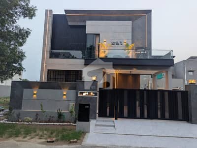 10 MARLA BRAND NEW WITH MODERN ELEVATION HOUSE FOR SALE IN_CLOSE TO VALANCIA TOWN LAHORE