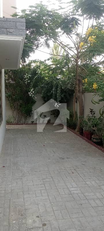 EXCELLENT 2 UNIT BUNGALOW FOR RENT IN PHASE 8