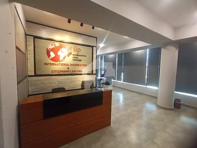 Unfurnished Office For Rent Easy Approach GOING CHEAP,with lift backup gernator