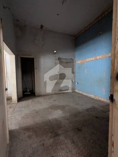 North Nazimabad Block Q Ground Floor But Totally Covered 600 Yards Approximately 500 Yards Covered Old House Best For Wearhouse