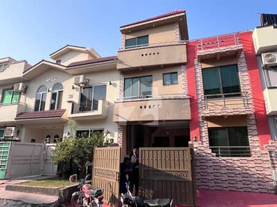 4 MARLA HOUSE FOR SALE IN G13