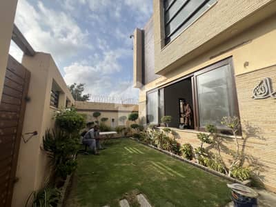 500 yards Used Like new Bungalow near Khe Iqbal Available for sale 500 yards Used Like new Bungalow near Khe Iqbal Available for sale