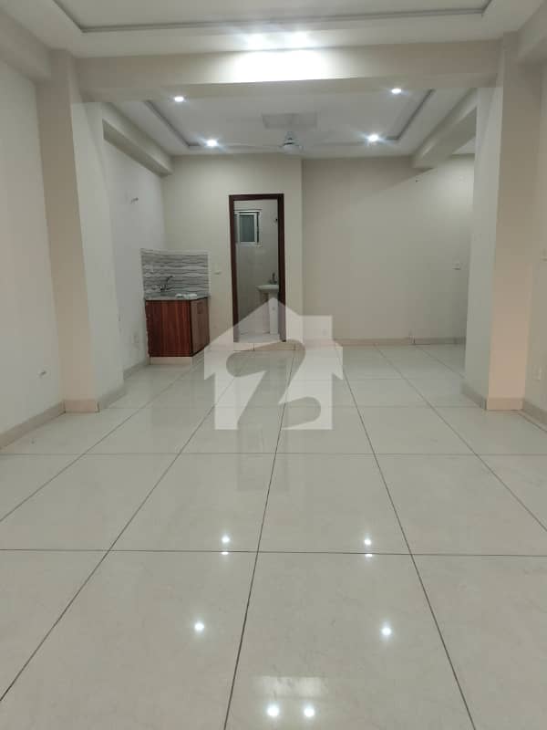 Studio flat for rent mumtazcity Studio flat for rent mumtazcity