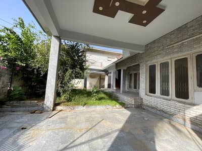 1 Kanal Double Unit House for Sale in Chaklala Scheme 3