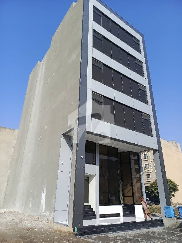 4-Marla Commercial Plaza Floor For Rent 4-Marla Commercial Plaza Floor For Rent