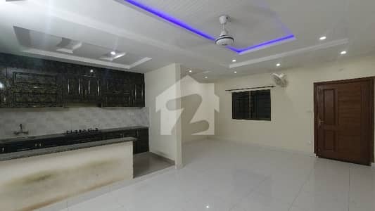 1100 Square Feet Flat In Soan Garden - Block H For sale