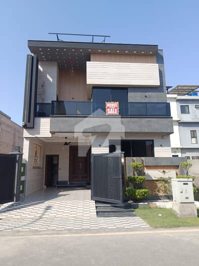 Brand New Modern 5 Marla House For Sale In Tulip Overseas Block, Park View City Lahore