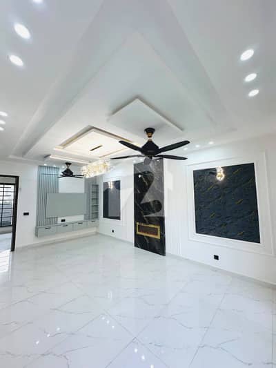 5 Marla Upper Portion House For Rent In Topaz Block, Park View City, Lahore