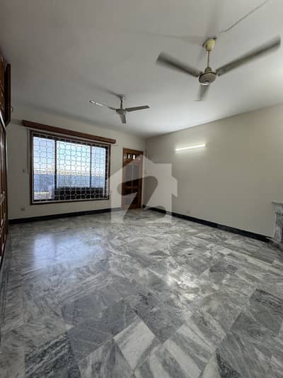 Hayatabad Phase 1 Sector D1 2 Kanal House For Rent Hayatabad Phase 1 Sector D1 2 Kanal House For Rent