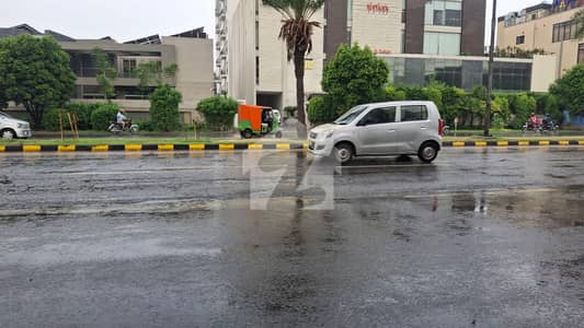 8 Marla 7 Floors Plaza With Lift | 10-Year Contract With Bank | Near Jalal Sons