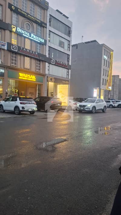 8 Marla 7 Floors Plaza With Lift | 10-Year Contract With Bank | Near Jalal Sons