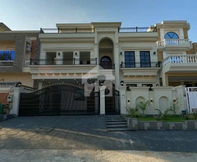 Prime Location House For sale Situated In G-13