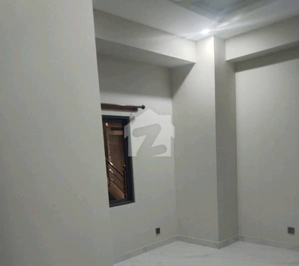 Prominently-Located House Available In G-13 For sale Prominently-Located House Available In G-13 For sale