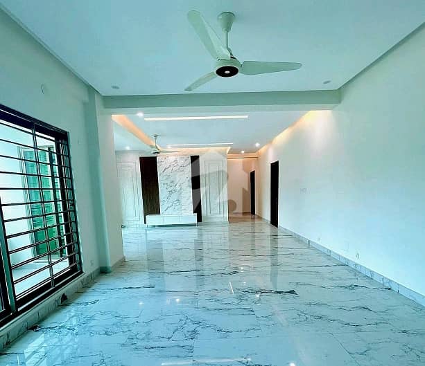 A Flat 12 Marla In Lahore A Flat 12 Marla In Lahore