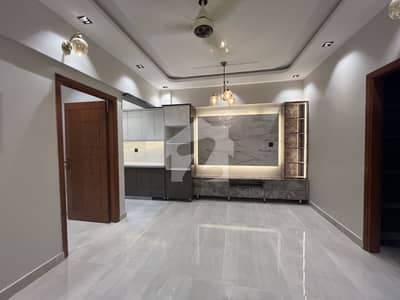 Bukhari Commercial 900 Sq Feet Apartment Is Available For Sale