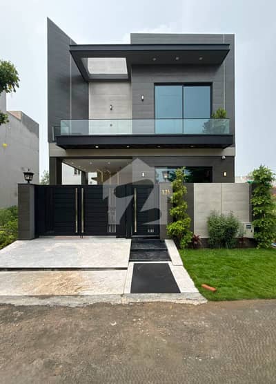 5 MARLA MODERN DESIGN ELEGANT HOUSE FOR SALE DHA LAHORE PHASE 9 TOWN