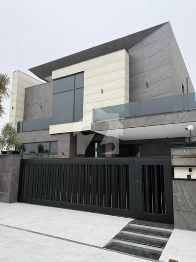 1 KANAL MODREN DESIGN HOUSE FOR SALE