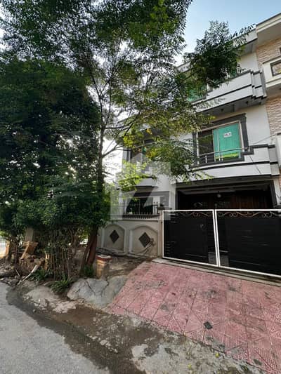 25*40 Used House Proper Corner For Sale In G-13 FGEHA Sector Islamabad