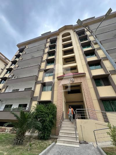 7 Floor 3 Bed Apartment Available For Sale in Askari 11