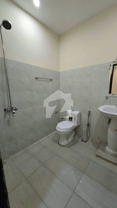 E1 Commercial 2 Bed Flat For Rent