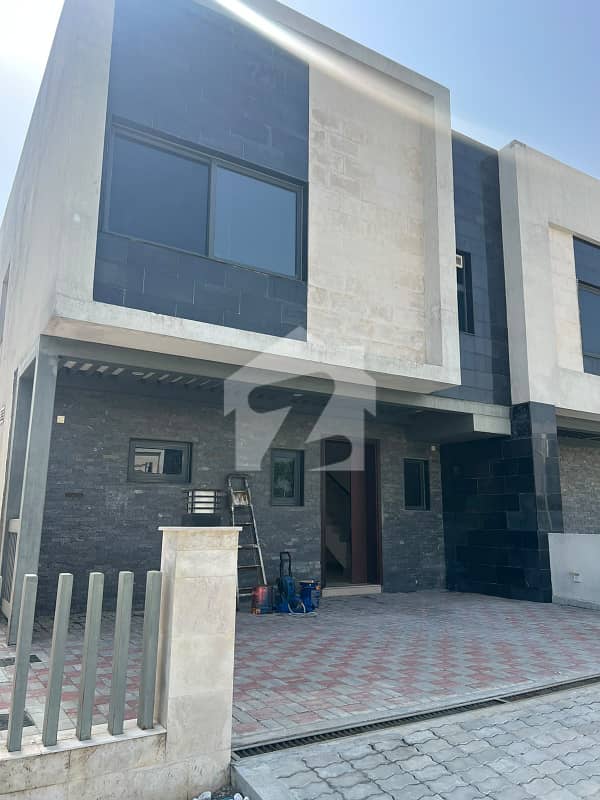 10 Marla Villa For Sale 10 Marla Villa For Sale