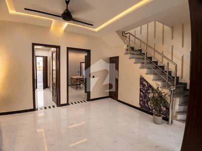 5 Marla Brand New House For Sale