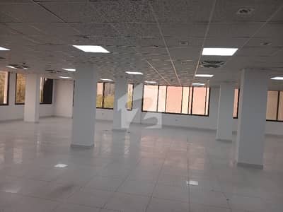 بلیو ایریا اسلام آباد میں 14 مرلہ Studio دفتر 10.0 لاکھ میں کرایہ پر دستیاب ہے۔