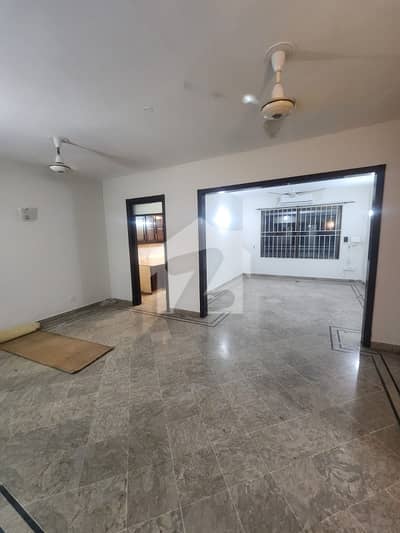 Flat Available for Rent in G-11
