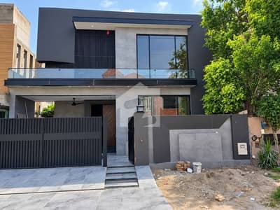 10 Marla Beautifully Designed Modern House Upper Portion For Rent In DHA Phase 8