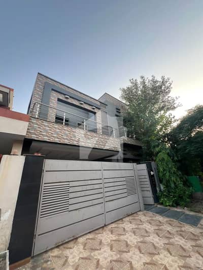 A BEAUTIFUL HOUSE FOR RENT A BEAUTIFUL HOUSE FOR RENT
