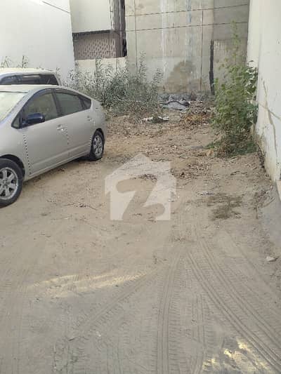 CHANCE DEAL 120 YARDS PLOT AVAILABLE FOR SALE