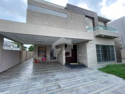 One Kanal Full House Avaliable For Rent in DHA Lahore
