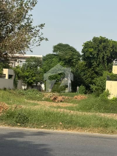 Prime 1 Kanal Plot For Sale In DHA Phase 7 Block Y 4 Crore 50 Lac Prime 1 Kanal Plot For Sale In DHA Phase 7 Block Y 4 Crore 50 Lac